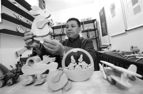 天桥的手造作品集传统技艺与创新元素于一体